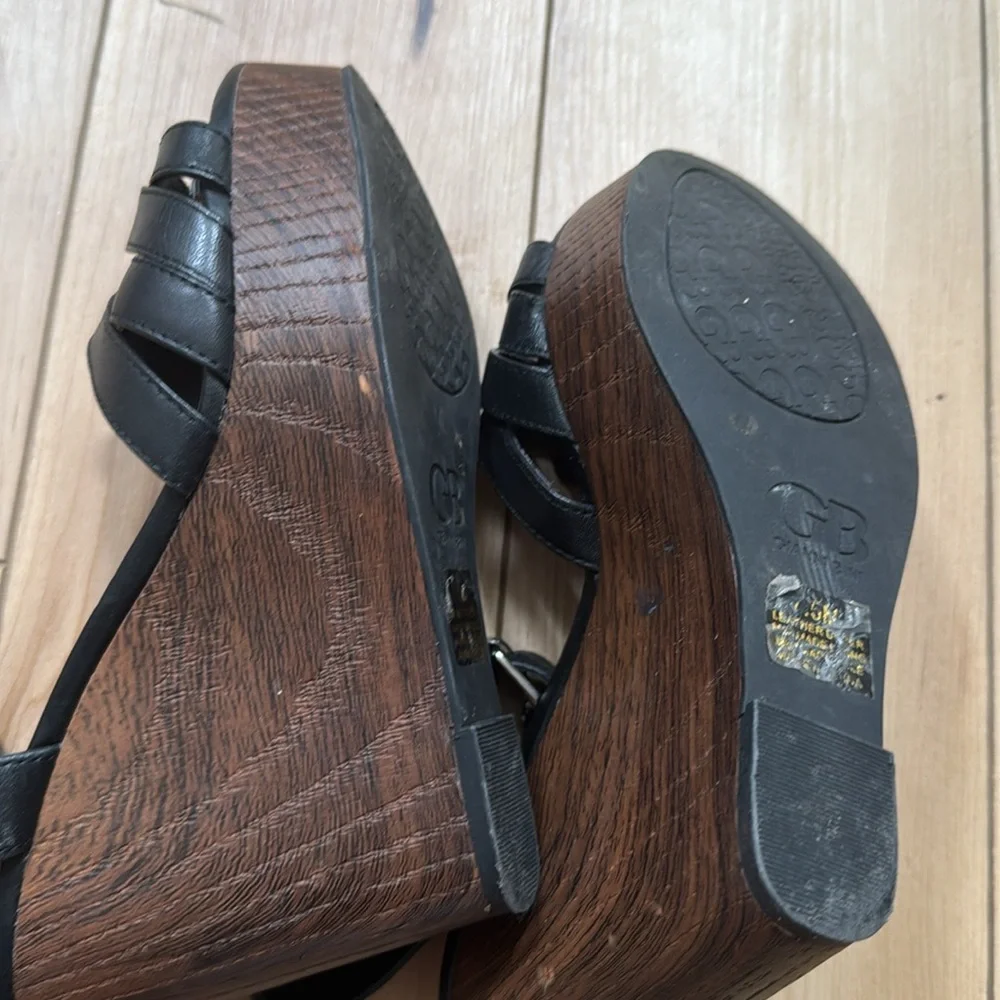 Gianni Bini Black wedge Platform Sandals with Ankle Strap